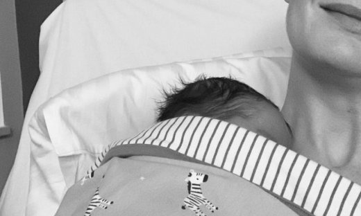 Πασίγνωστο μοντέλο γέννησε πριν μερικές ημέρες και μόλις ανακοίνωσε τα νέα (pic)