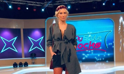 Βικτώρια Καρύδα: Έτσι γιόρτασε τα γενέθλιά της-Η εντυπωσιακή τούρτα και η φωτογραφία χωρίς μακιγιάζ