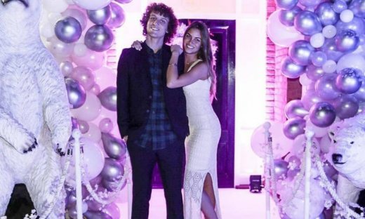 Η ρομαντική πρόταση γάμου του Νταβίντ Λουίζ στη σύντροφό του (vid&pics)