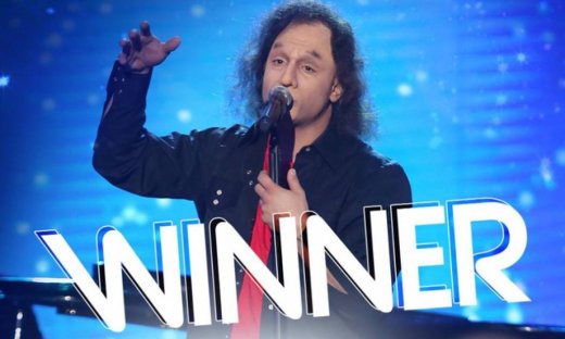 Το Twitter πήρε φωτιά: Ο Αργύρης Αγγέλου έγινε Britney άλλος όμως ήταν αυτός που νίκησε