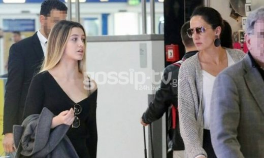 Μαμά και κόρη στο αεροδρόμιο! Η Δανάη Λιβιεράτου είναι μια κούκλα