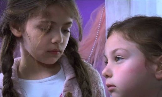 Elif: Η Ελίφ κρύβεται στην αποθήκη τροφίμων και φοβάται μήπως τη βρει η Αρζού