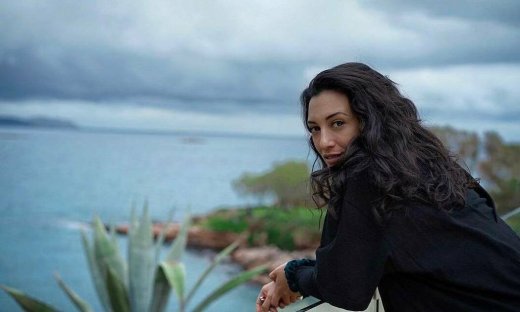 Ευγενία Σαμαρά: Τα παιδικά χρόνια, η απόφαση για την υποκριτική και η σχέση με τους γονείς της