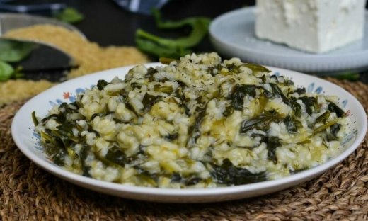 Σπανακόρυζο