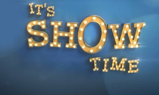It’s Show Time με γιορτινή διάθεση 