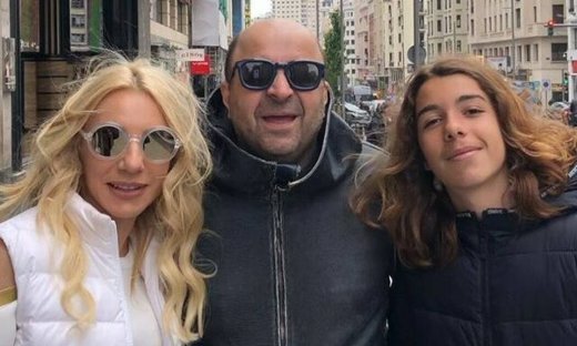 Σεφερλής: Οι οικογενειακές διακοπές στη Μαδρίτη και οι ευχές για το Πάσχα (vid)