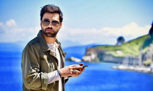 Ανδρέας Γεωργίου: Με μία φωτό πρόδωσε τη νέα σειρά του μετά το «Τατουάζ»! 