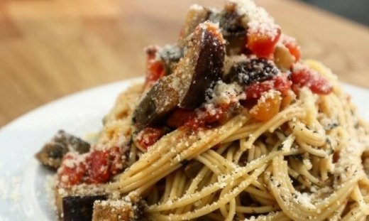 Είσαι λάτρης της μακαρονάδας; Θα ξετρελαθείς με αυτή τη συνταγή 