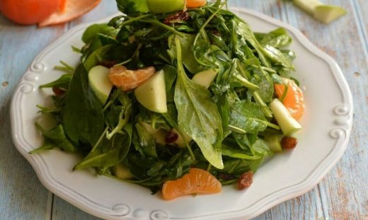 Πράσινη σαλάτα με μανταρίνι- Θα τρελαθείς με αυτή τη συνταγή!