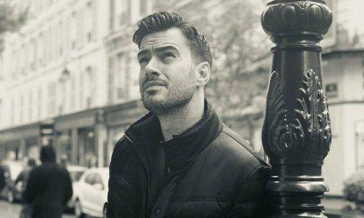 Γιάννης Τσιμιτσέλης: Η δημόσια εξομολόγηση που δεν περιμέναμε: «Πόσο δύσκολα λες σ΄ αγαπώ»