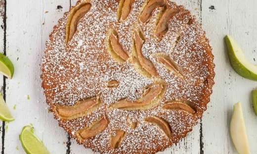 Κλαφουτί με αχλάδι