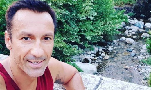 Το τρυφερό στιγμιότυπο του Πέτρου Ίμβριου με τον πατέρα του-Δείτε πόσο πολύ μοιάζουν! (photos)