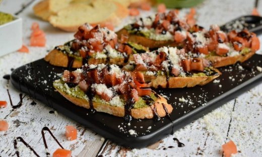 Εύκολες και πεντανόστιμες μπρουσκέτες από τον Τσούλη