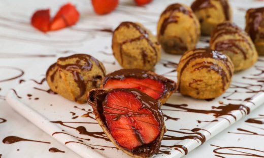 Πώς να αντισταθείς στις τηγανητές φράουλες με σοκολάτα; 