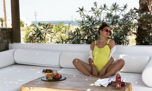 Η Ελένη Χατζίδου έχει γενέθλια και μας έδειξε την εντυπωσιακή τούρτα της (photos)