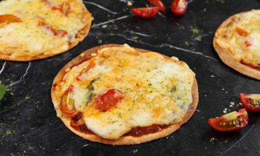 Γρήγορα και νόστιμα ατομικά πιτσάκια από τον Γιώργο Τσούλη