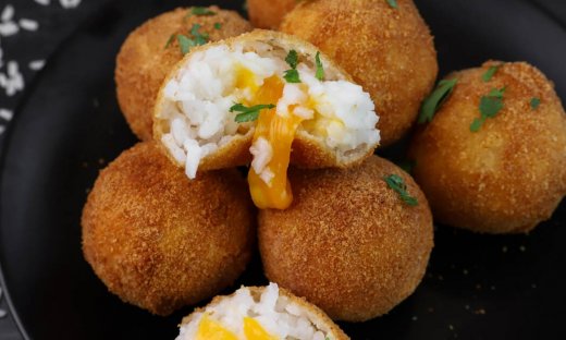 Arancini με cheddar από τον Γιώργο Τσούλη