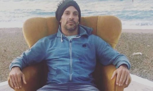 Γιώργος Χρανιώτης: Κάνει... σύγχρονη κολύμβηση και τρελαίνει τους celebrities φίλους του! (Video)