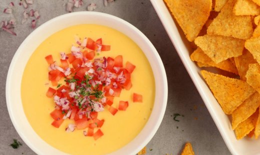 Cheddar sauce από τον Γιώργο Τσούλη 