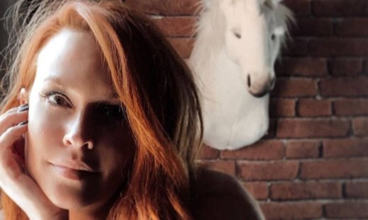 Σίσσυ Χρηστίδου : Σου έχουμε άλλο ένα βίντεο της χωρίς photoshop αλλά με μαγιό