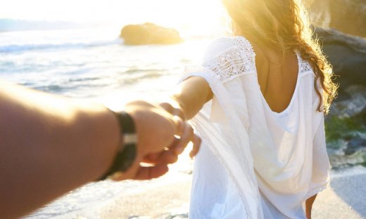 Καλοκαιρινός έρωτας: Τα σημάδια ότι... δεν βγάζει το φθινόπωρο