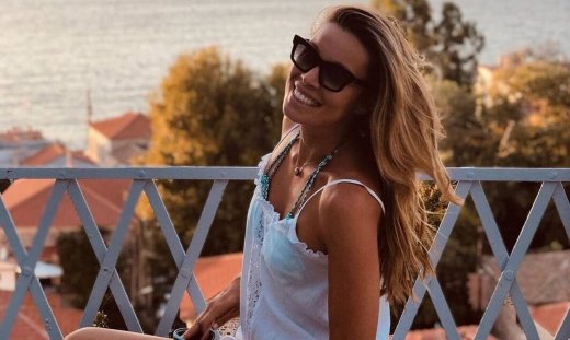 Μαριέττα Χρουσαλά: Το φωτογραφικό άλμπουμ των διακοπών της στη Χίο (photos)