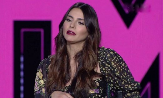 GNTM: Έξαλλη η Παπαγεωργίου με τη διαγωνιζόμενη- Το κόψιμο και τα κλάματα (vid)