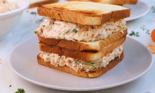 Εύκολη, γρήγορη και νόστιμη τονοσαλάτα