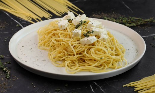 Πεντανόστιμη στακομακαρονάδα από τον Γιώργο Τσούλη