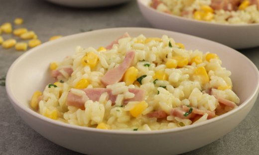 Πεμτανόστιμο ριζότο με καλαμπόκι και ζαμπόν από τον Τσούλη! 