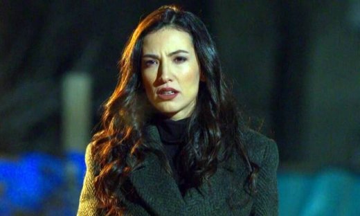 Elif: Απίστευτη εξέλιξη – η Αρζού καίει ζωντανή την Ελίφ (photos)