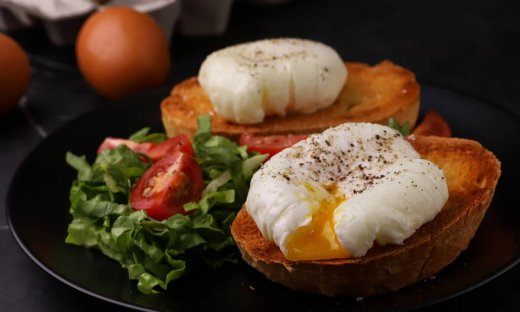 Έτσι θα φτιάξεις αυγά ποσέ- Συνταγή από τον Γιώργο Τσούλη