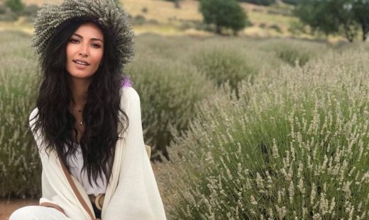 Μελίς Τσεμρέ Τσινάρ: «Χαίρομαι που υποδύομαι την Αρζού» (Photos)