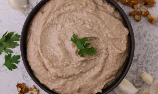 Σκορδαλιά με καρύδια από τον Γιώργο Τσούλη! 