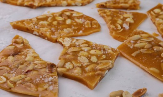 Brittle με φιστίκια - Συνταγή από τον Γιώργο Τσούλη 