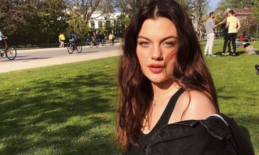 Ούτε που φαντάζεστε ποια είναι η διάσημη Ελληνίδα μαμά της! Μείναμε με το στόμα ανοιχτό! (Photos) 