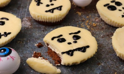 Ατομικά halloween cheesecake από τον Γιώργο Τσούλη 