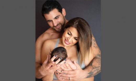 Λιώσαμε με τη φώτο της Ελένης Χατζίδου - Δείτε πώς ποζάρει η 2 μηνών κόρη της (pics)