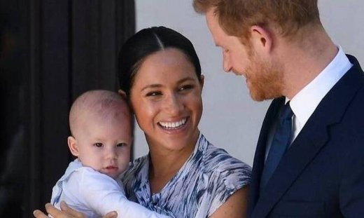 Meghan Markle - Πρίγκιπας Harry:Ο μικρός Άρτσι μεγάλωσε! Μπουσουλάει κι έβγαλε τα πρώτα του δοντάκια