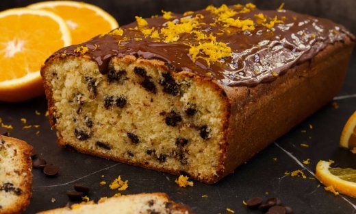 Αυτή τη συνταγή πρέπει να τη φτιάξεις! Κέικ πορτοκαλιού με δάκρυα σοκολάτας