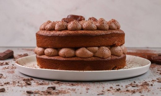 Τούρτα με χουρμάδες από τον Γιώργο Τσούλη 