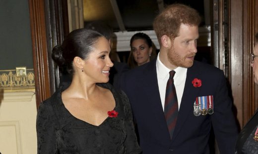 Ο Harry και η Meghan θα κάνουν Χριστούγεννα στις ΗΠΑ και η βασίλισσα αντέδρασε με απρόσμενο τρόπο