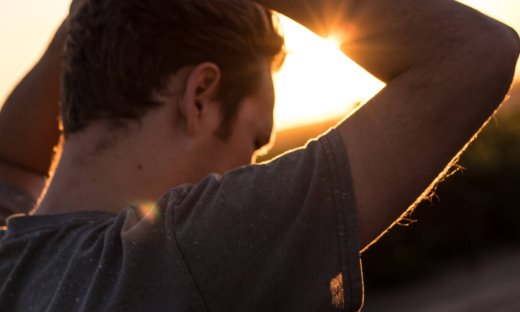 «Ο Άντρας ο σωστός», γράφει η Δέσποινα Καμπούρη