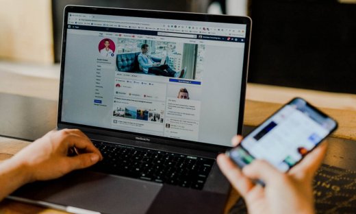 Τα βασικά λάθη που κάνεις στα social media και... παραμένεις single