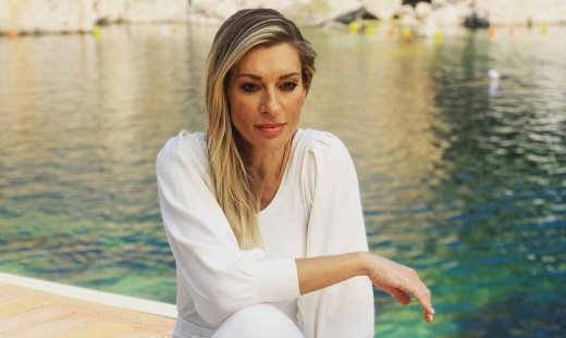 Ζέτα Δούκα: Η μεγάλη αλλαγή που έκανε στην εμφάνισή της για χάρη του «Καφέ της Χαράς» (Photos)