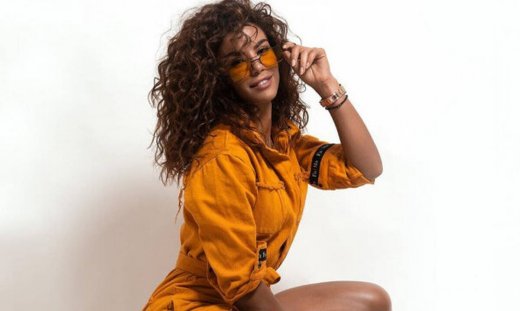 Θα πάθετε πλάκα με την «καυτή» εμφάνιση της Ειρήνης Παπαδοπούλου