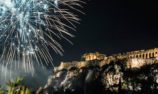 Χριστούγεννα στην Αθήνα:76 σημεία, 60 καλλιτέχνες,50 events,1 popup μουσείο,3 προβολές και πολύ φως