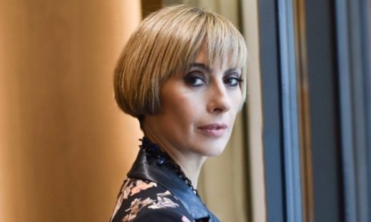 Βίκυ Βολιώτη: Στόλισε με την οικογένειά της για Χριστούγεννα & ανέβασε το πιο αστείο βίντεο (vid)