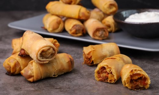 Μπουρεκάκια με κιμά από τον Γιώργο Τσούλη 