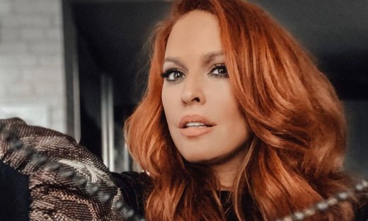 Η Σίσσυ Χρηστίδου έκανε το πιο θεϊκό look για τα χριστουγεννιάτικα τραπέζια